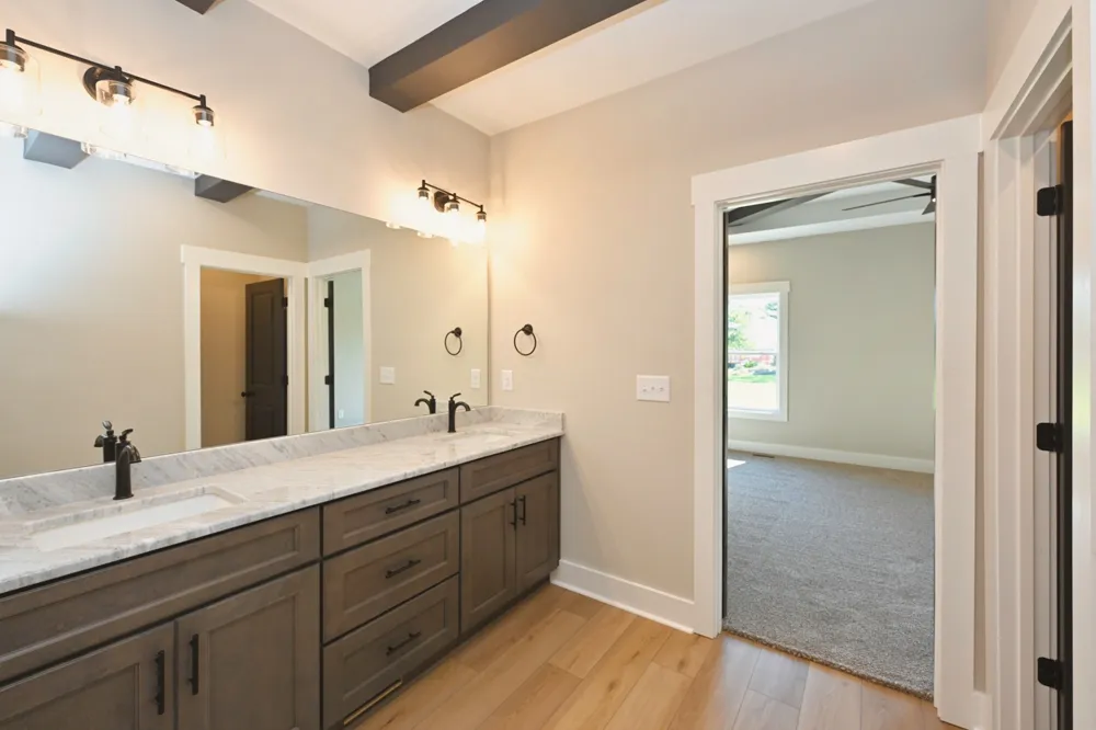 102 N Nikki Dr Portland, TN 37148