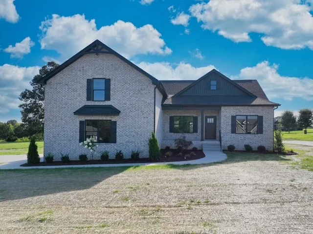 102 N Nikki Dr Portland, TN 37148