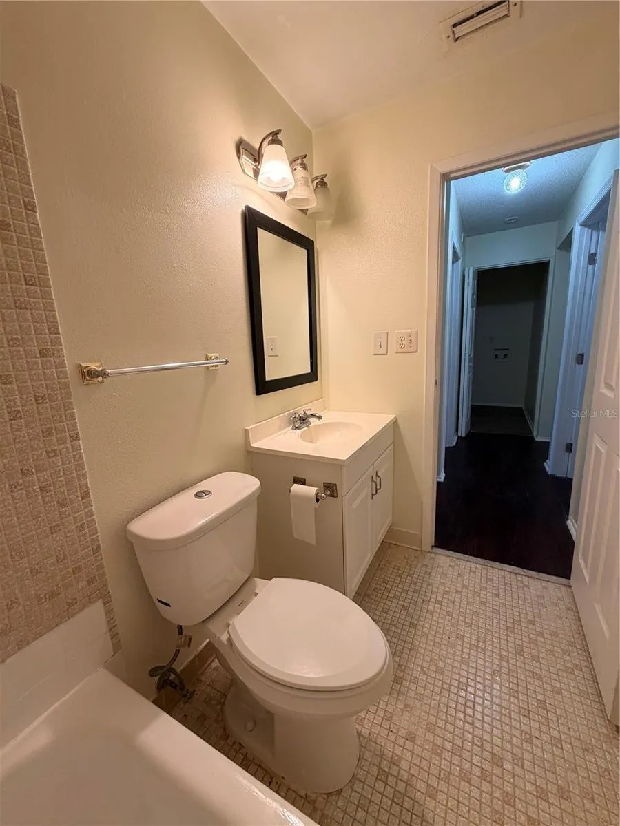 423 SHEOAH BOULEVARD #14 Winter Springs, FL 32708