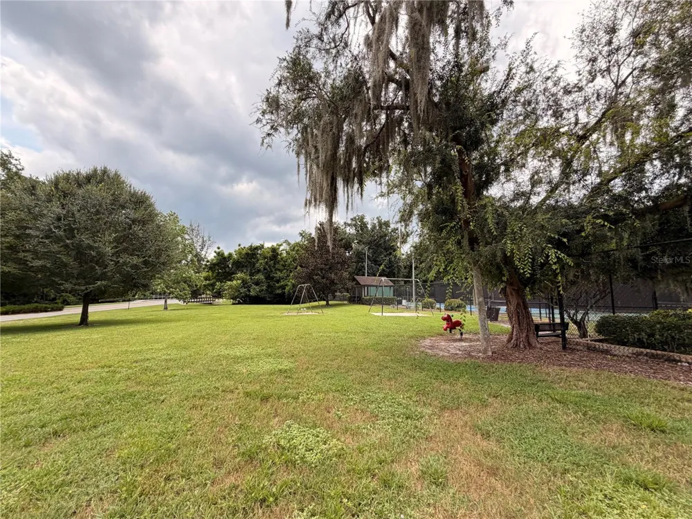 423 SHEOAH BOULEVARD #14 Winter Springs, FL 32708