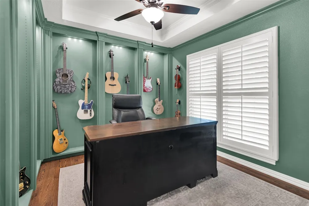 2019 Loy Lake Road Denison, TX 75020