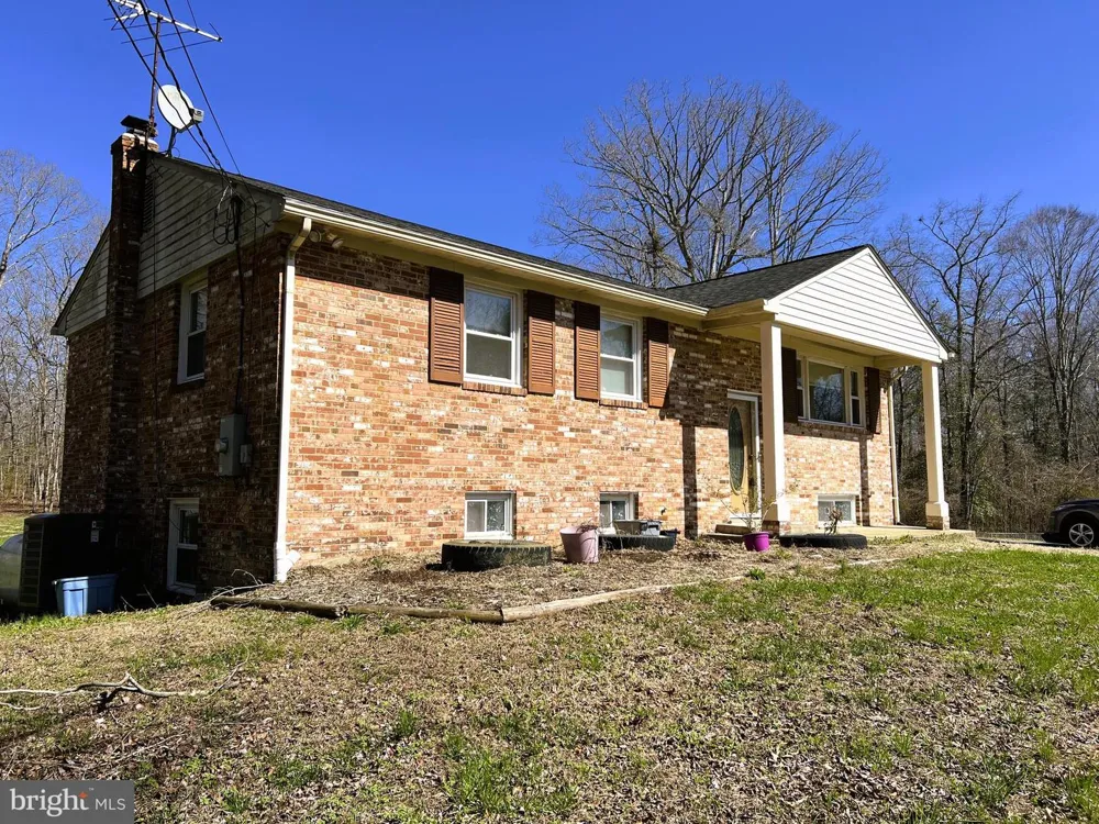 13220 BREEZY COURT Waldorf, MD 20601