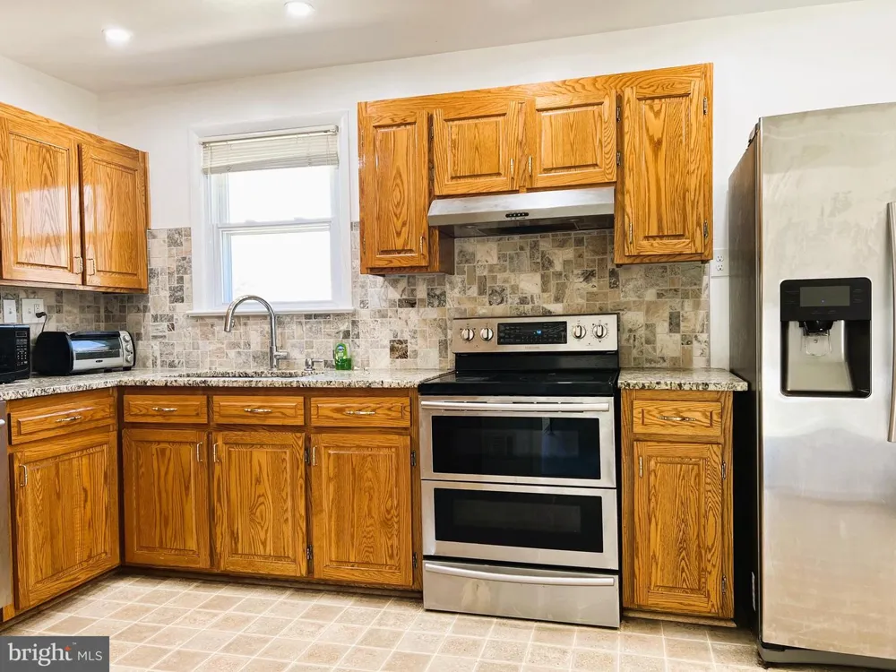 13220 BREEZY COURT Waldorf, MD 20601