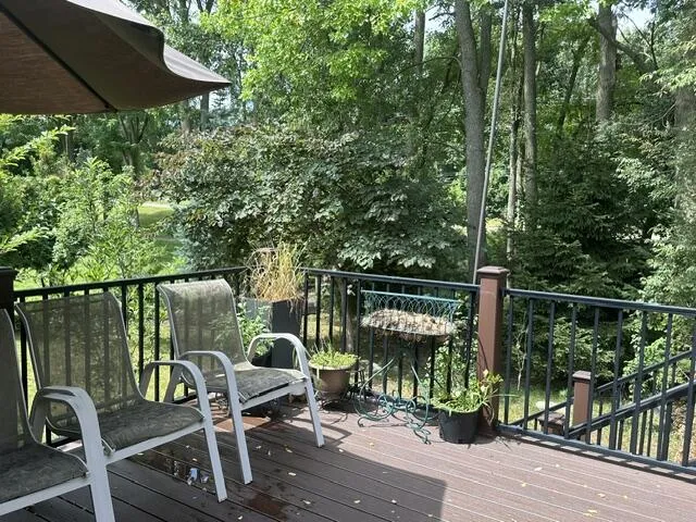 2708 Trillium Hills Drive Commerce Charter Township, MI 48382