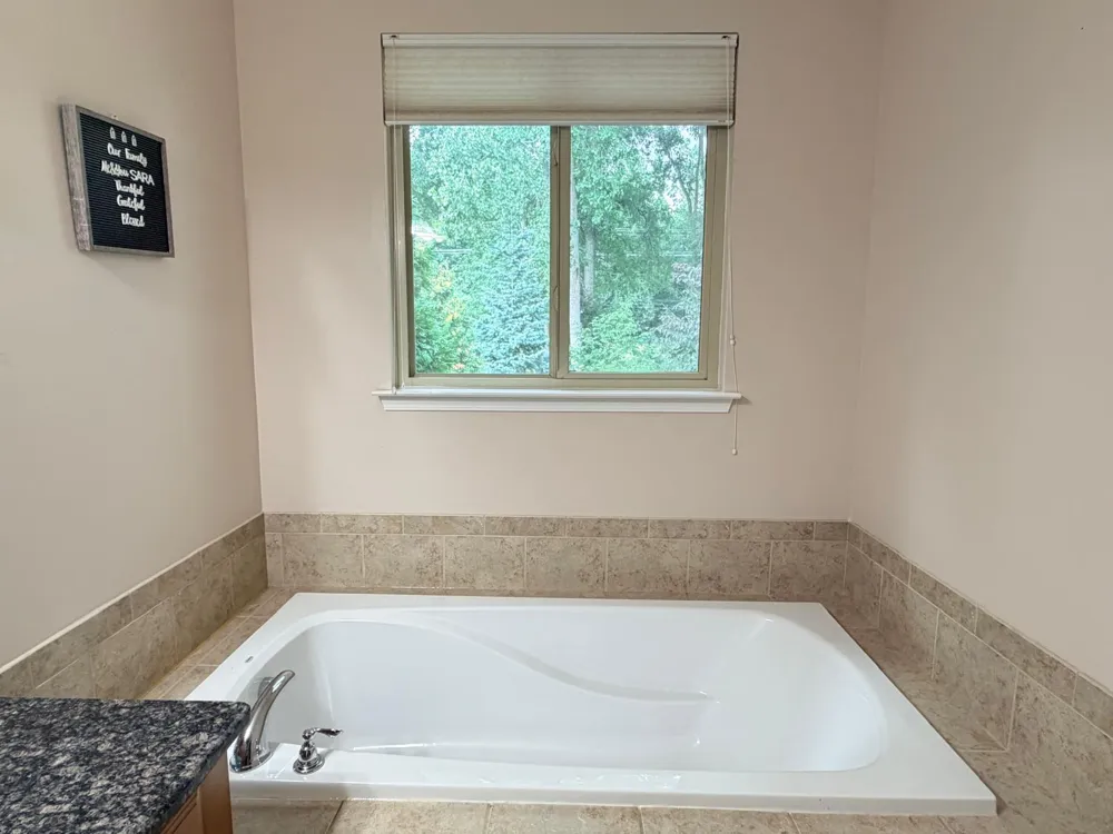 2708 Trillium Hills Drive Commerce Charter Township, MI 48382