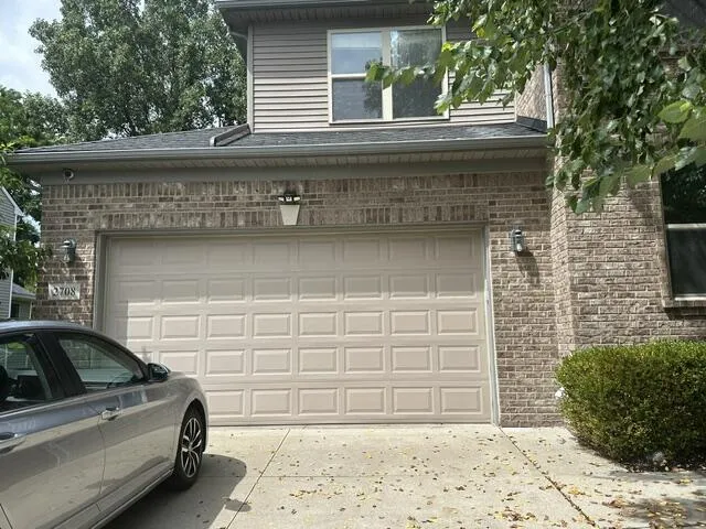 2708 Trillium Hills Drive Commerce Charter Township, MI 48382