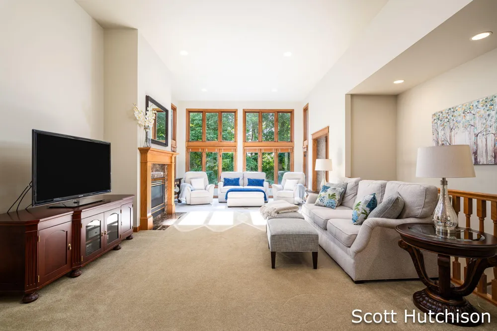 112 Stonehenge Drive SW Georgetown Charter Township, MI 49418