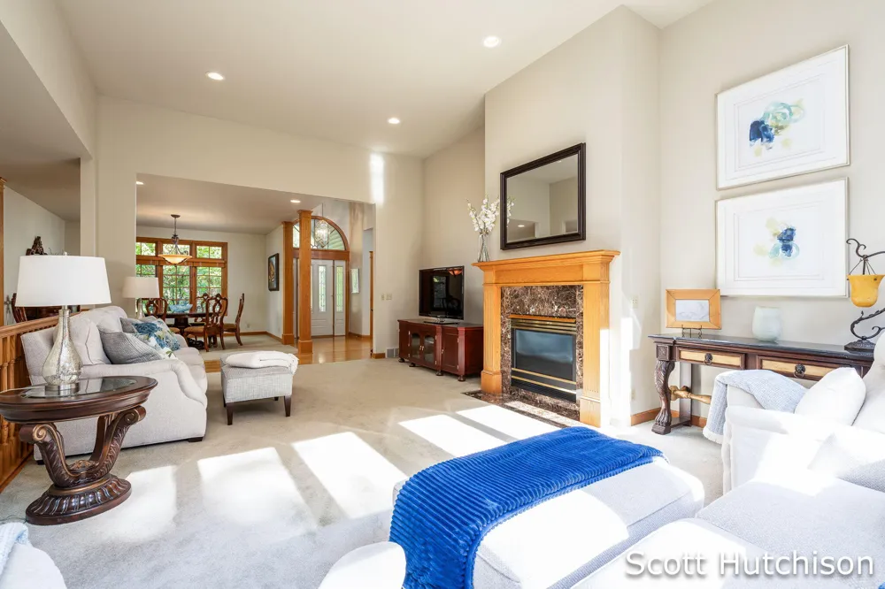 112 Stonehenge Drive SW Georgetown Charter Township, MI 49418