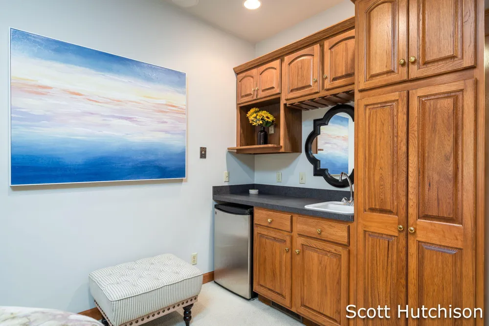 112 Stonehenge Drive SW Georgetown Charter Township, MI 49418