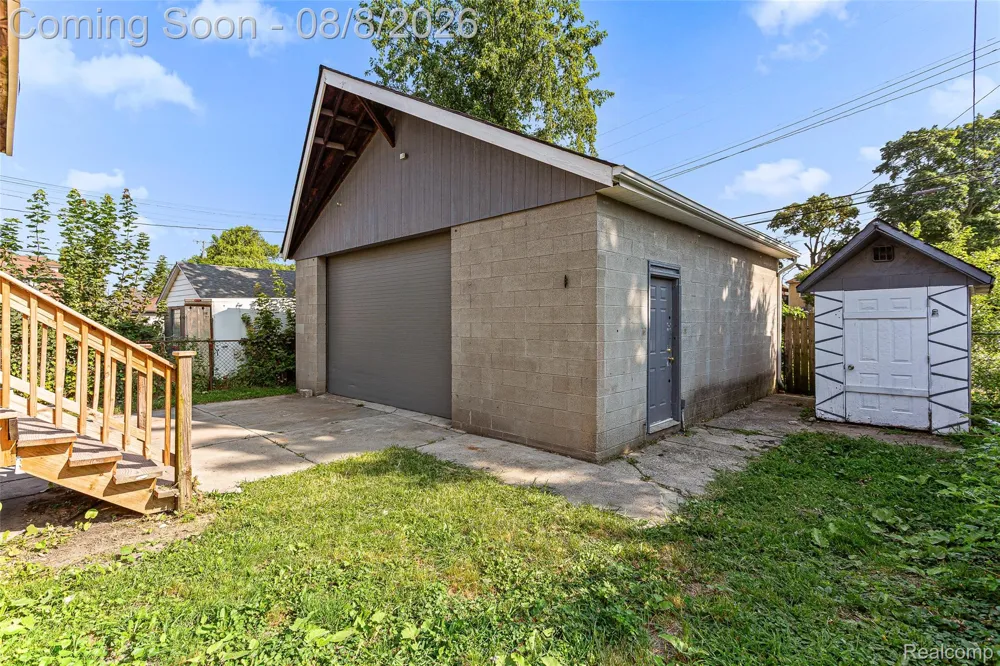 107 Elm Street River Rouge City, MI 48218