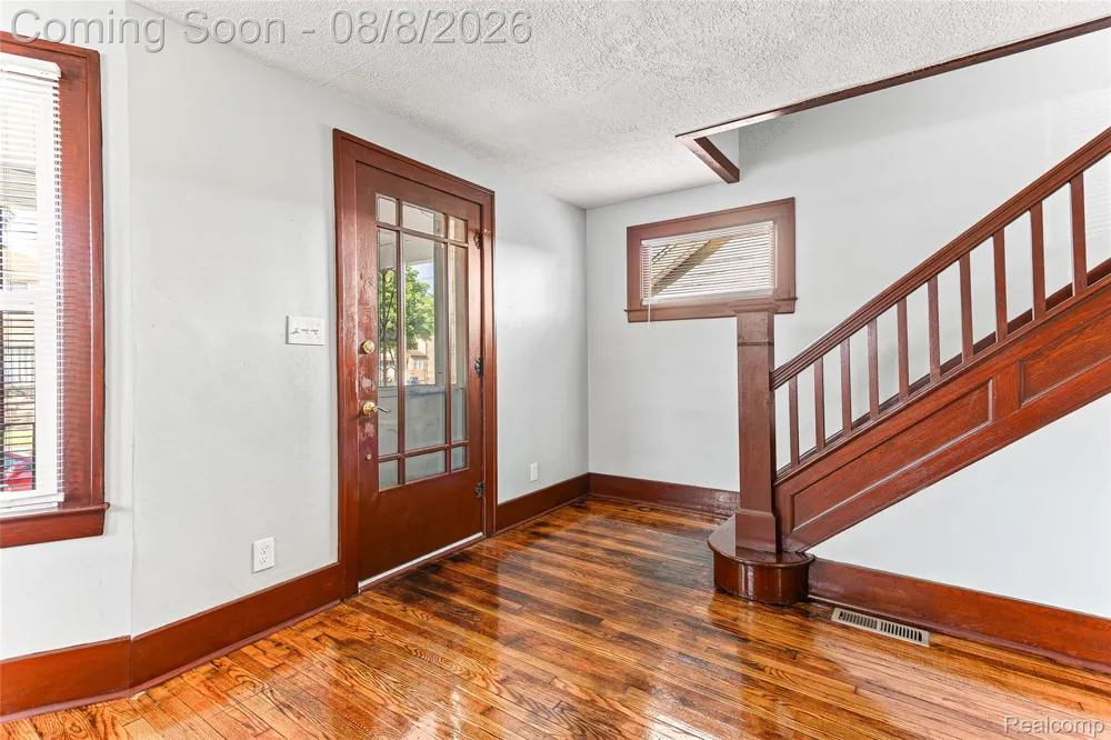 107 Elm Street River Rouge City, MI 48218