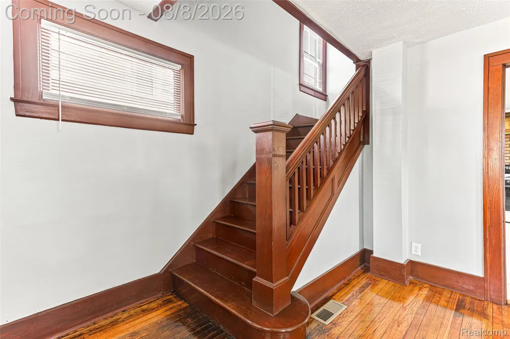 107 Elm Street River Rouge City, MI 48218