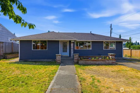 4306 Highland Avenue