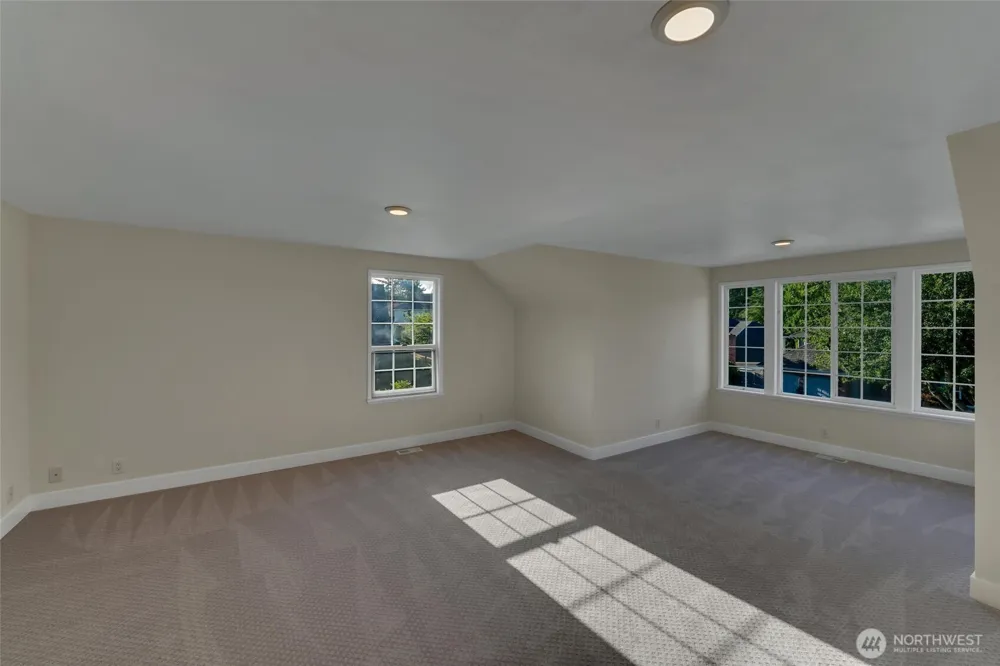 14604 SE 79th Drive Newcastle, WA 98059