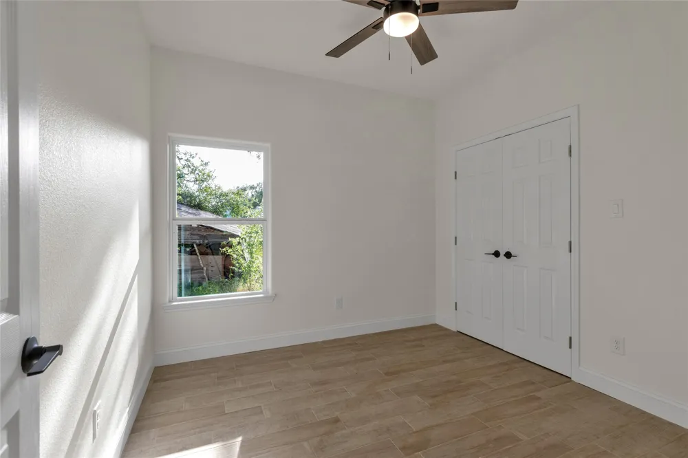 811 SW 28th Street Mineral Wells, TX 76067