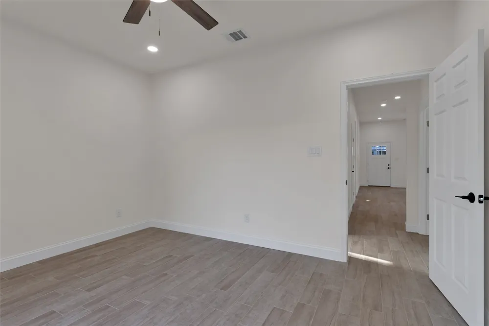 811 SW 28th Street Mineral Wells, TX 76067