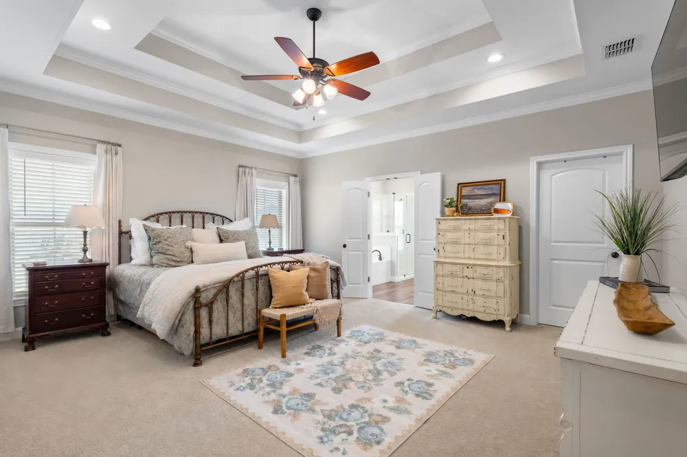 717 Wintergreen Drive Hewitt, TX 76643