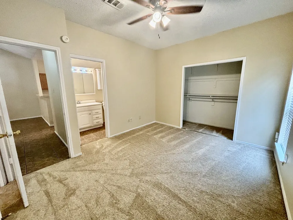 2915 Roxboro Road Euless, TX 76039