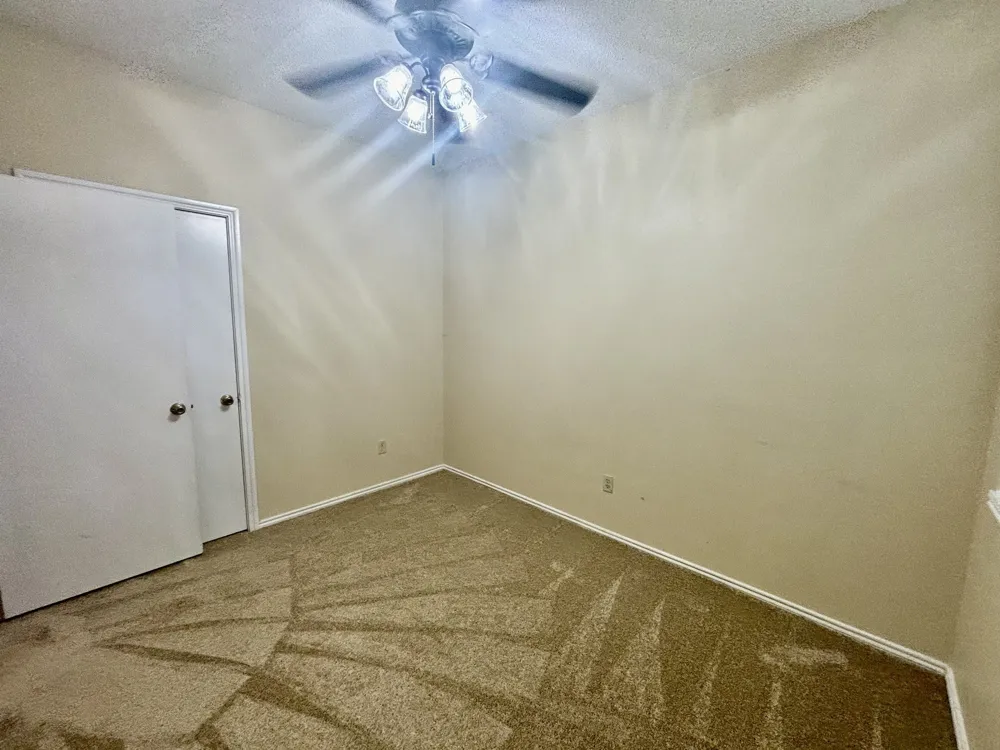 2915 Roxboro Road Euless, TX 76039