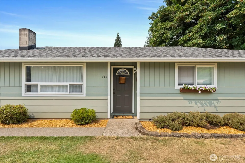 310 E Cedarcrest Court Napavine, WA 98565