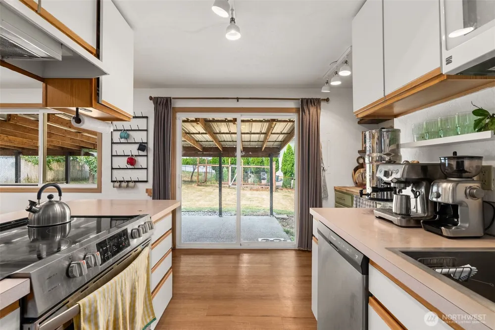 310 E Cedarcrest Court Napavine, WA 98565