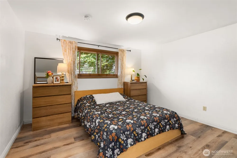 310 E Cedarcrest Court Napavine, WA 98565