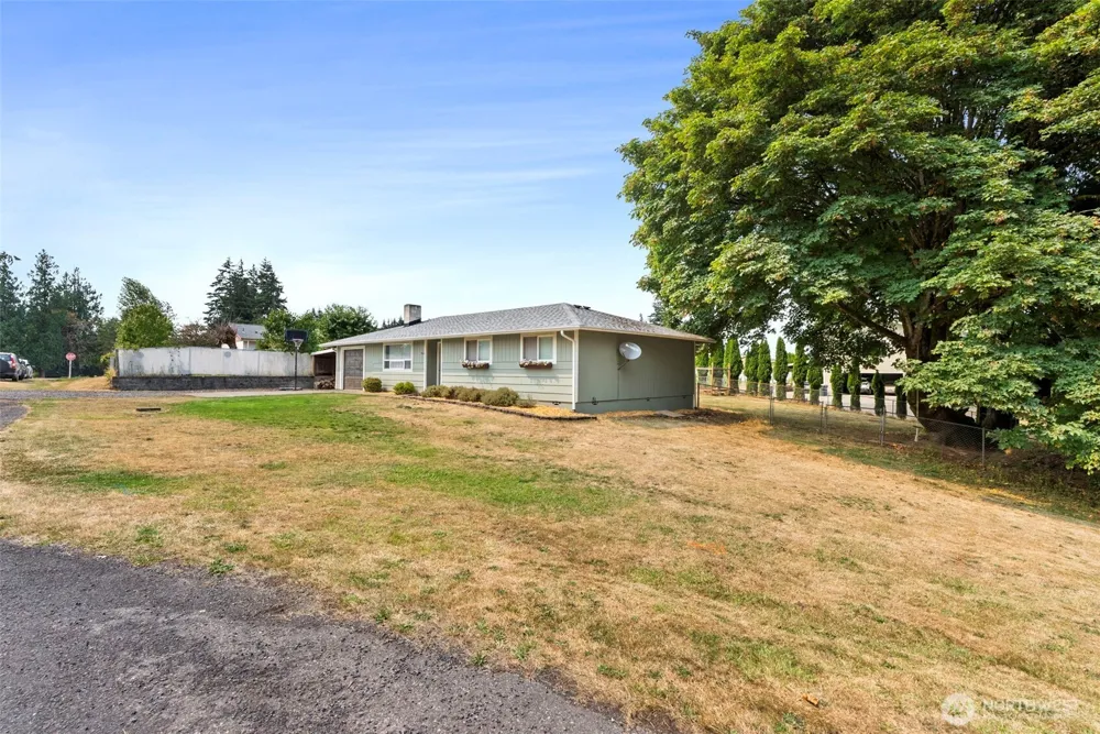 310 E Cedarcrest Court Napavine, WA 98565