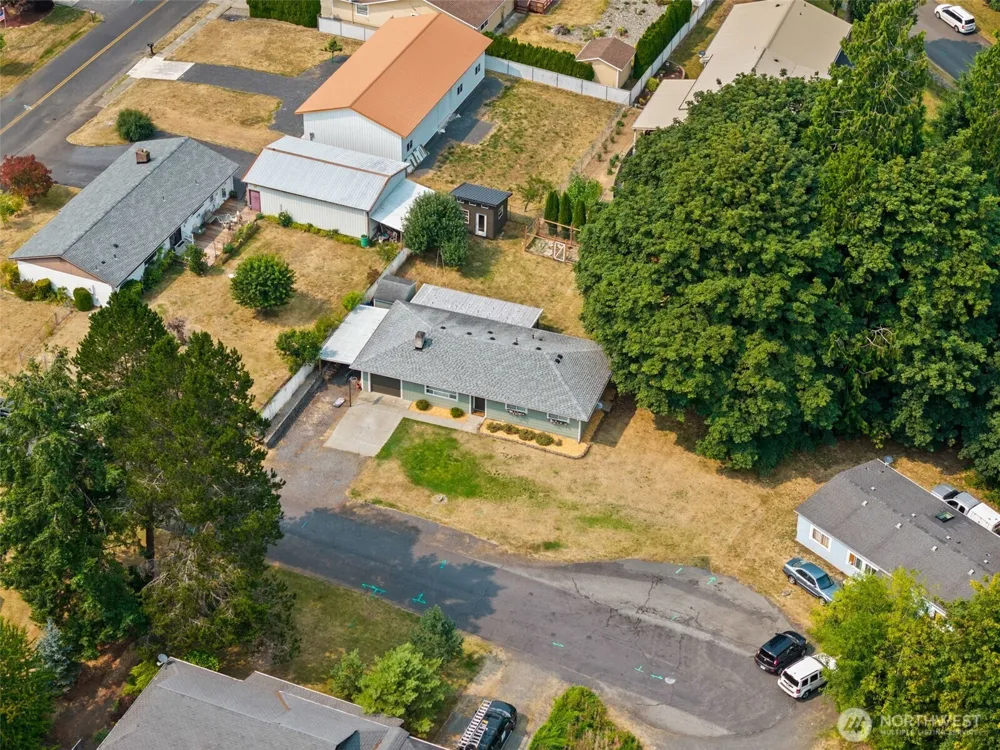 310 E Cedarcrest Court Napavine, WA 98565