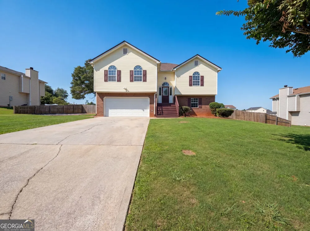 5355 Queen Ester CT Ellenwood, GA 30294