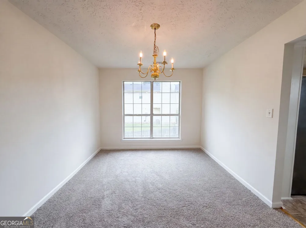 5355 Queen Ester CT Ellenwood, GA 30294