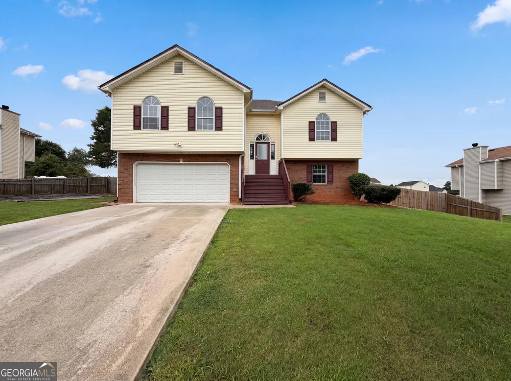 5355 Queen Ester CT Ellenwood, GA 30294