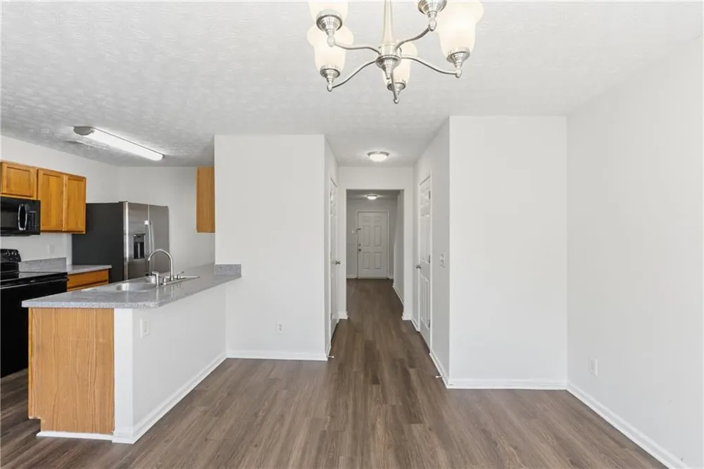 1318 Revelstoke Cove Riverdale, GA 30296