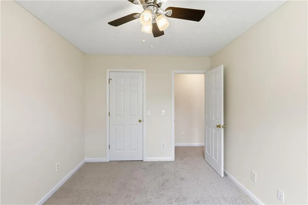 1318 Revelstoke Cove Riverdale, GA 30296