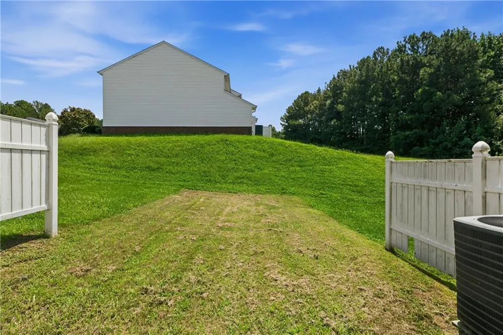 1318 Revelstoke Cove Riverdale, GA 30296
