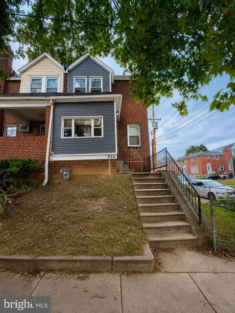 235 LAUREL ROAD