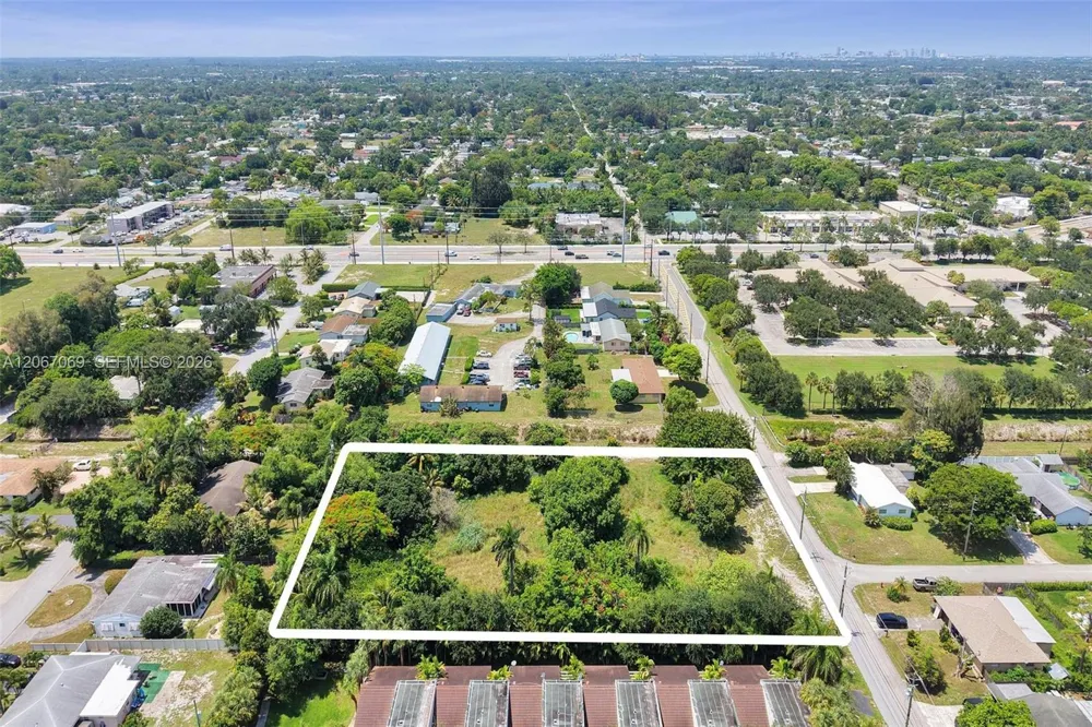 4137 Gulfstream Rd Lake Worth, FL 33461
