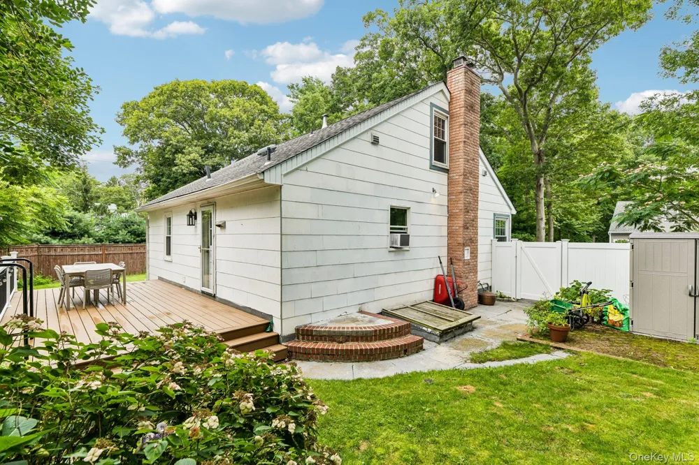 34 Solitaire Road Rocky Point, NY 11778
