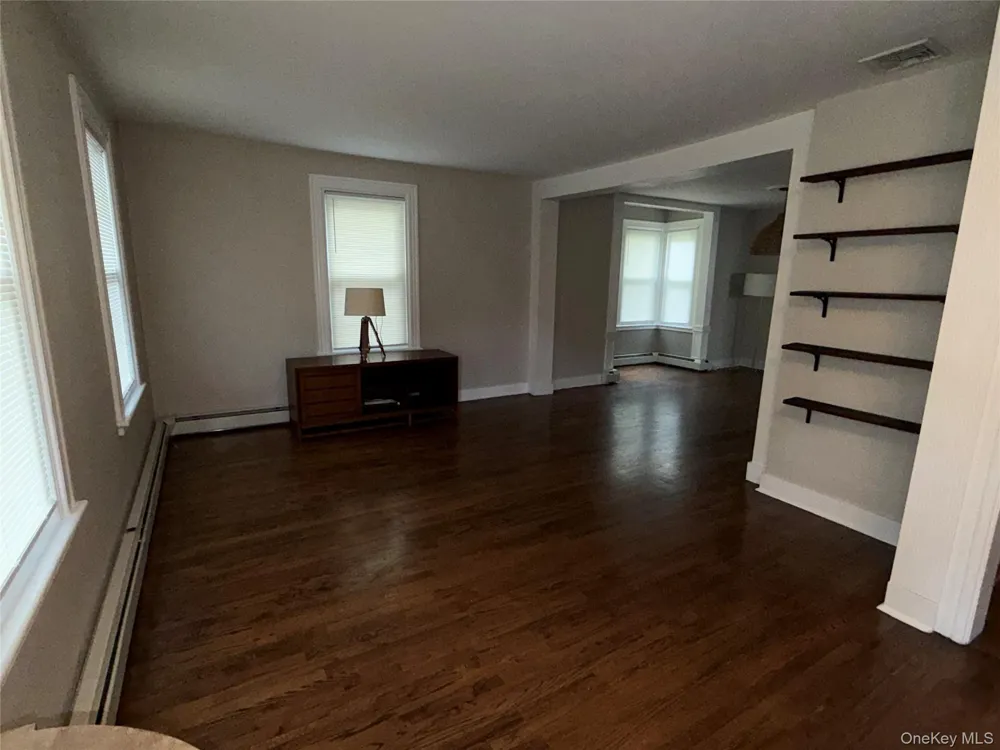 7 Broadway Cornwall, NY 12518