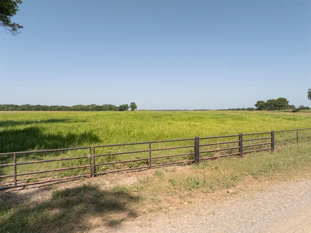 103 Hyde Lake Bennington, OK 74723