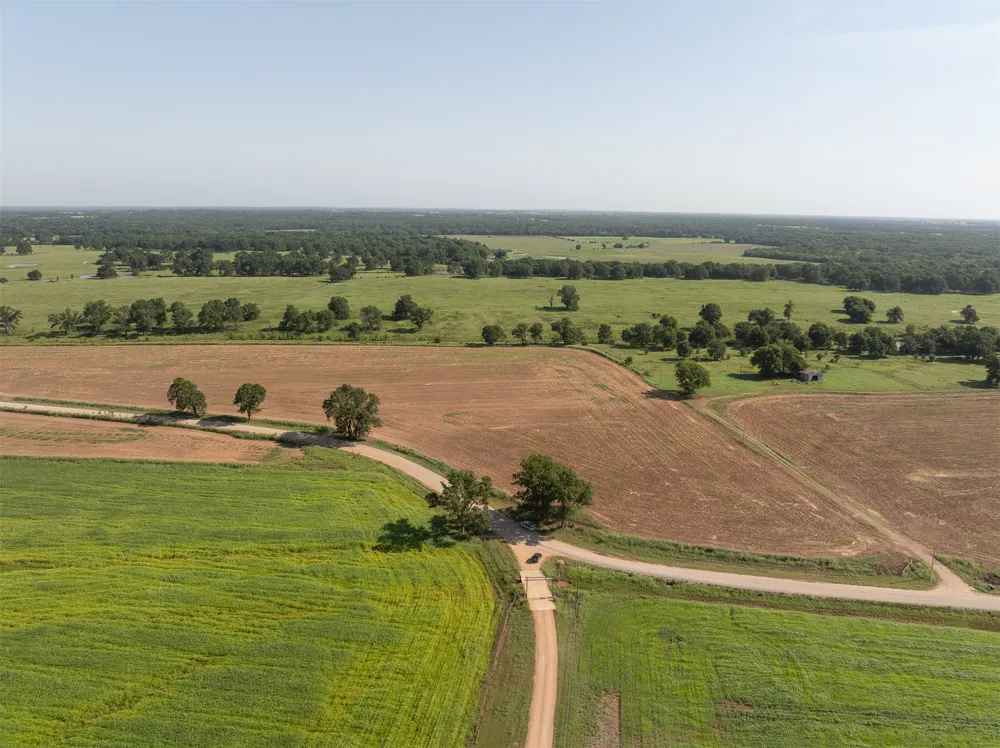 103 Hyde Lake Bennington, OK 74723
