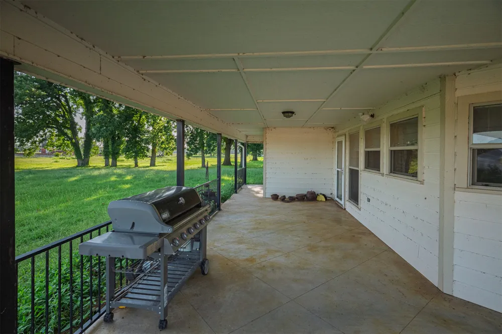 103 Hyde Lake Bennington, OK 74723