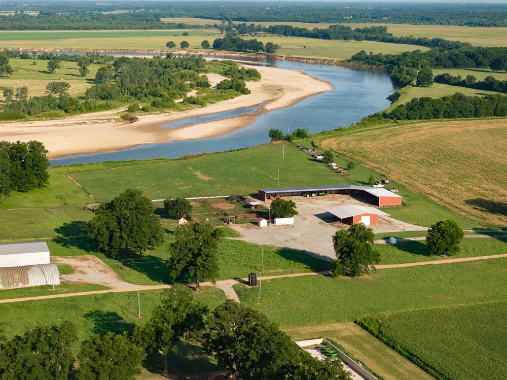 103 Hyde Lake Bennington, OK 74723