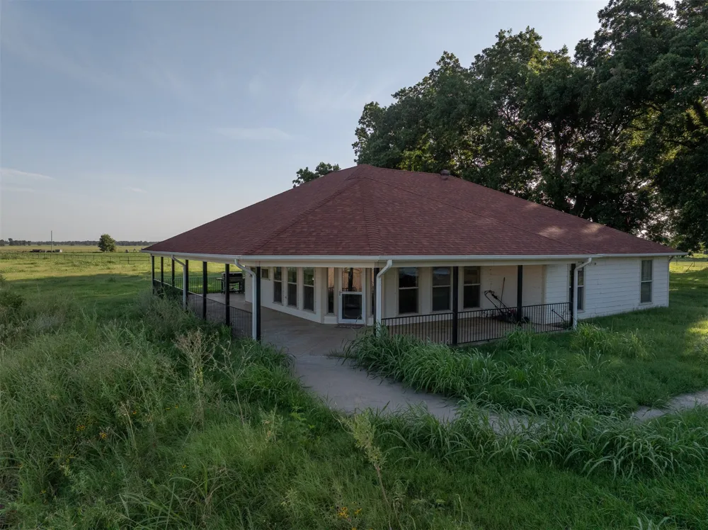 103 Hyde Lake Bennington, OK 74723