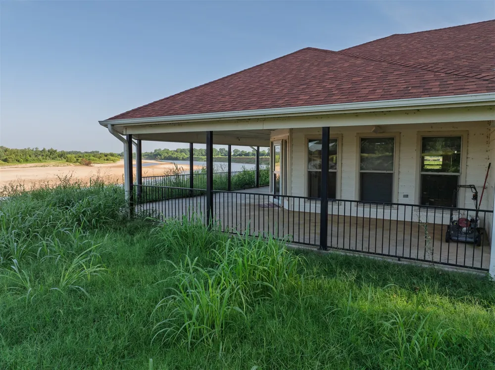 103 Hyde Lake Bennington, OK 74723