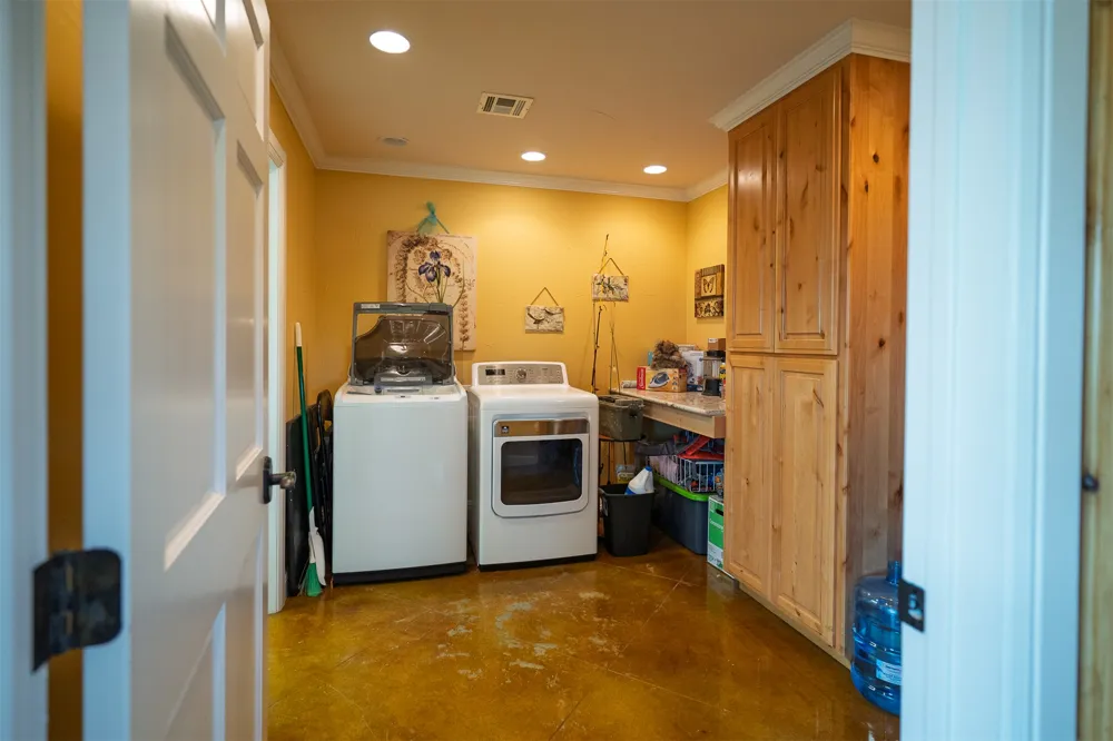 103 Hyde Lake Bennington, OK 74723