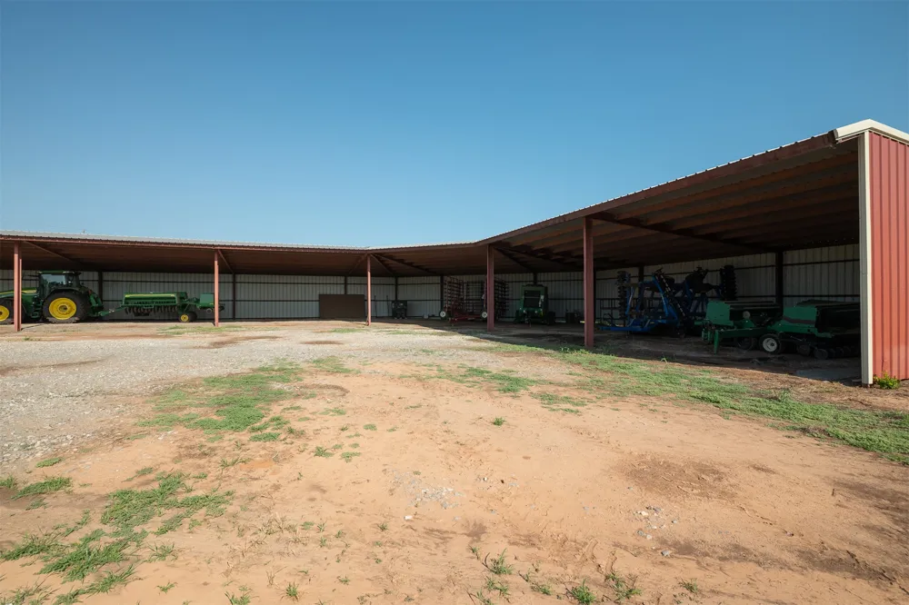 103 Hyde Lake Bennington, OK 74723