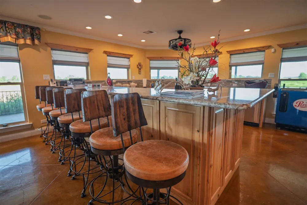 103 Hyde Lake Bennington, OK 74723