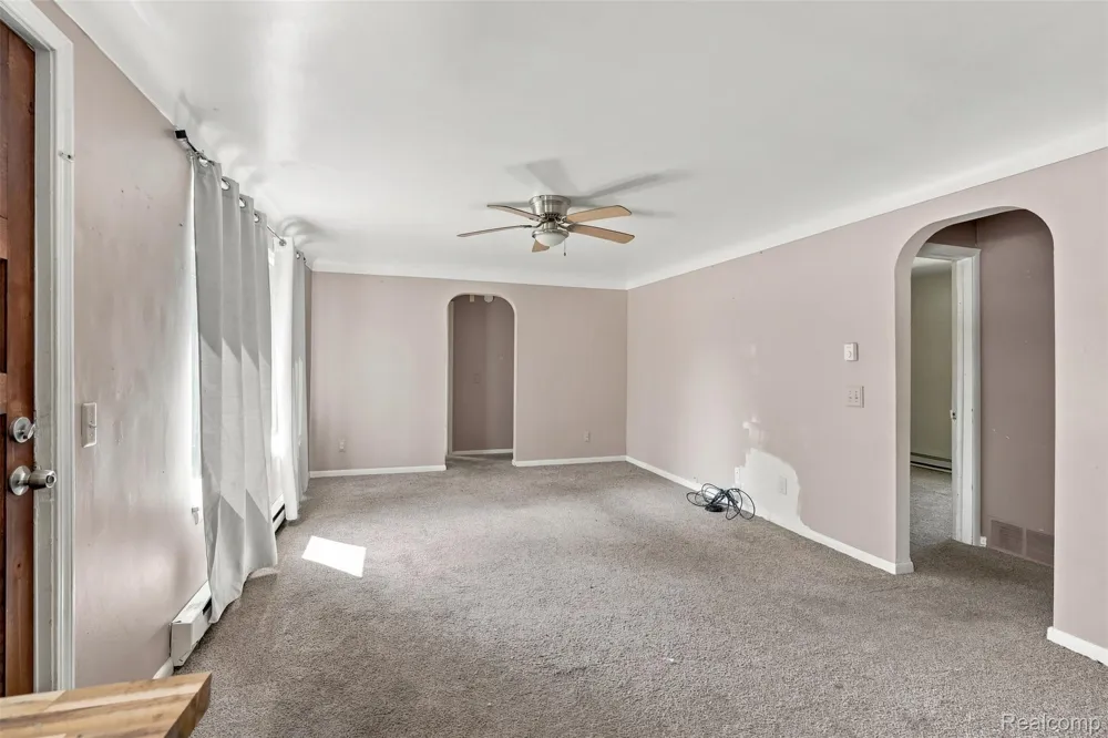 5161 Parker Road Fort Gratiot Charter Township, MI 48059