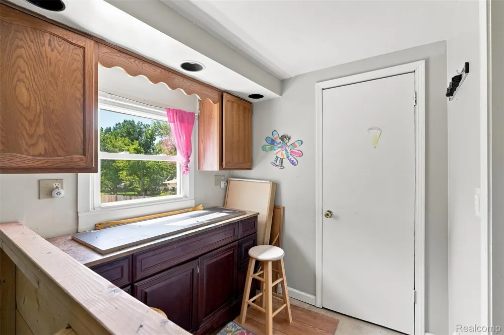 5161 Parker Road Fort Gratiot Charter Township, MI 48059