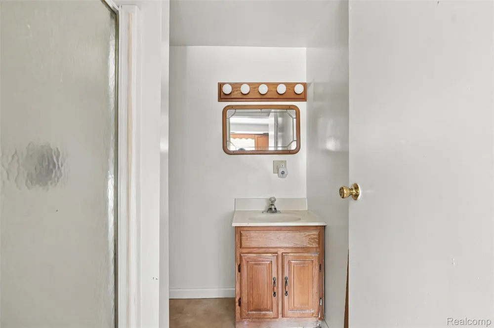 5161 Parker Road Fort Gratiot Charter Township, MI 48059